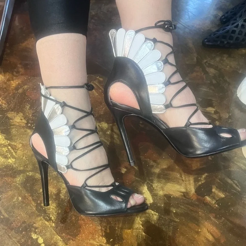 Marino Fabiani made in Italy black leather heels size EU 37 NWT flower design